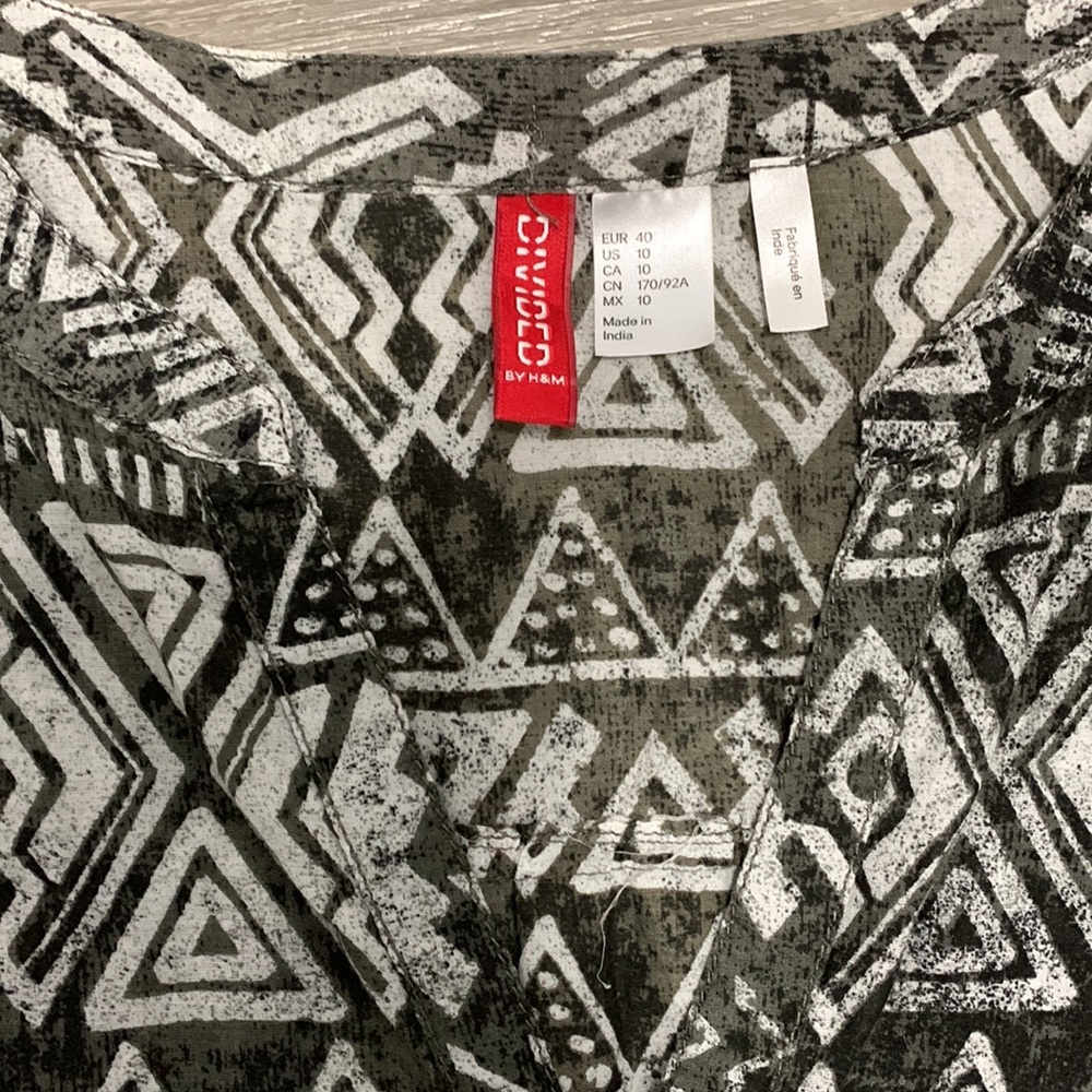 Aztek pattern cotton blouse lightweight - Picture 2 of 4